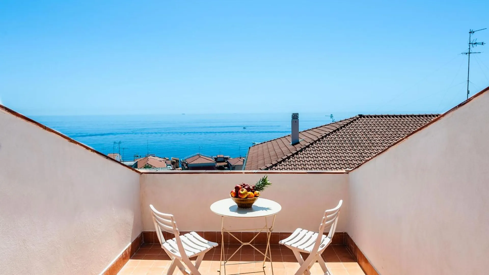 Apartment Sea View Paradise Aci Castello